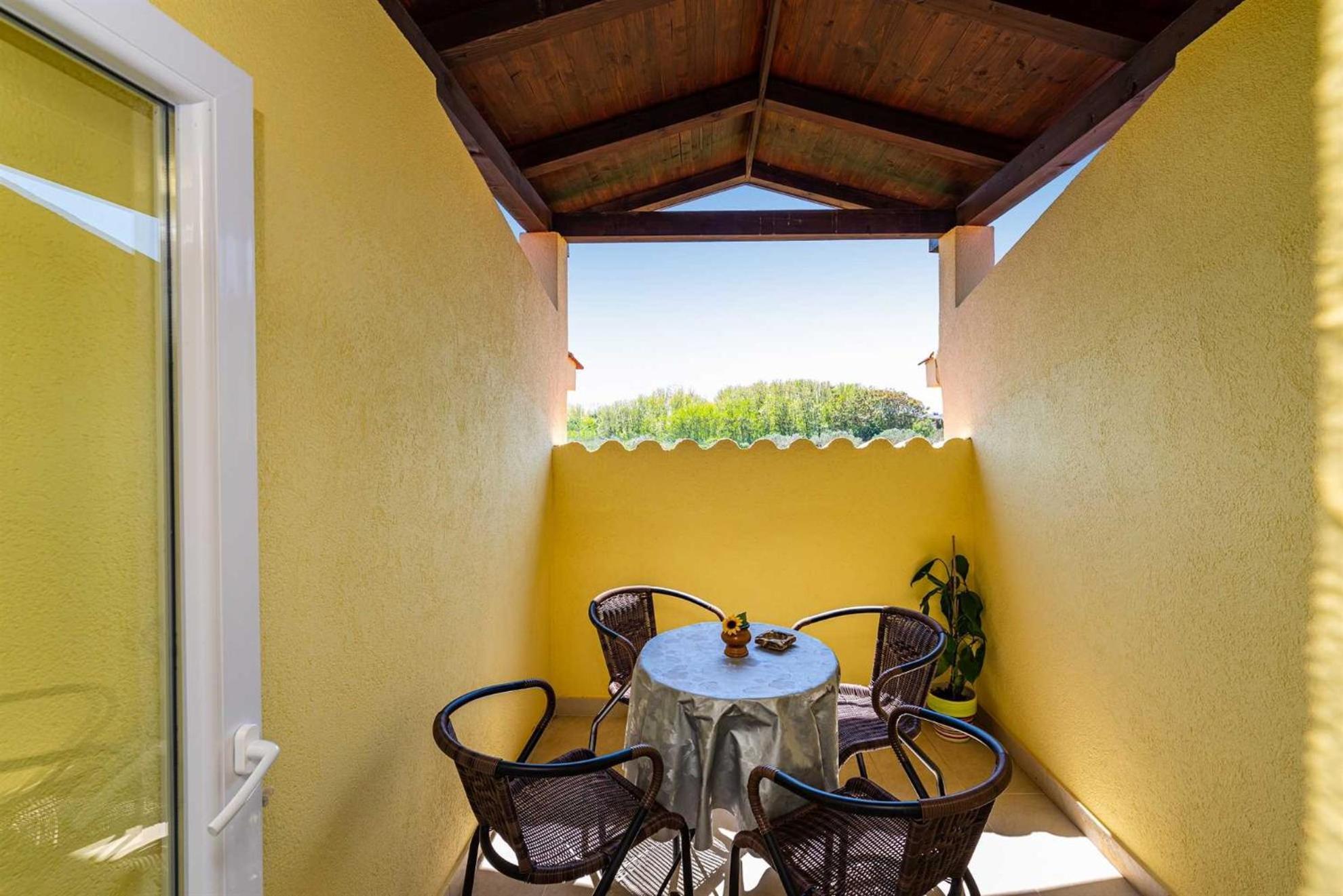Apartment House Simoni With Pool, Zadar County Привлака Екстериор снимка