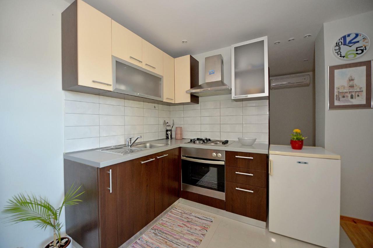 Apartment House Simoni With Pool, Zadar County Привлака Екстериор снимка